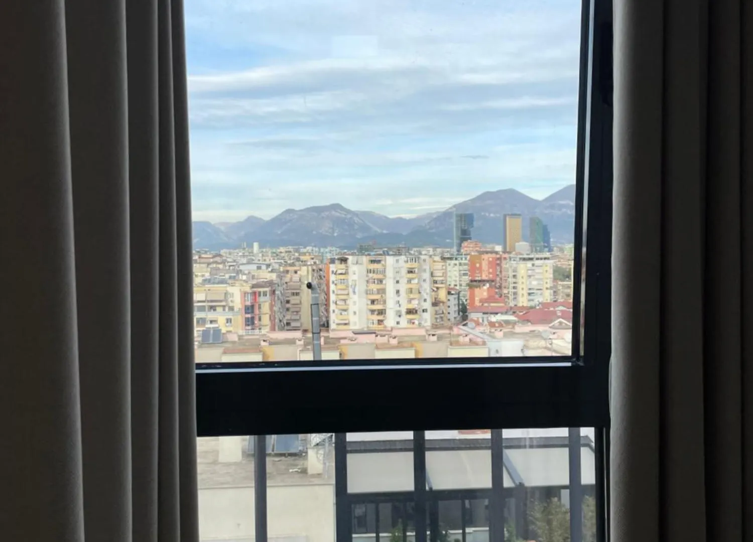 Tirana Hideaways , Breathtaking View Apartment 0*,  Albania