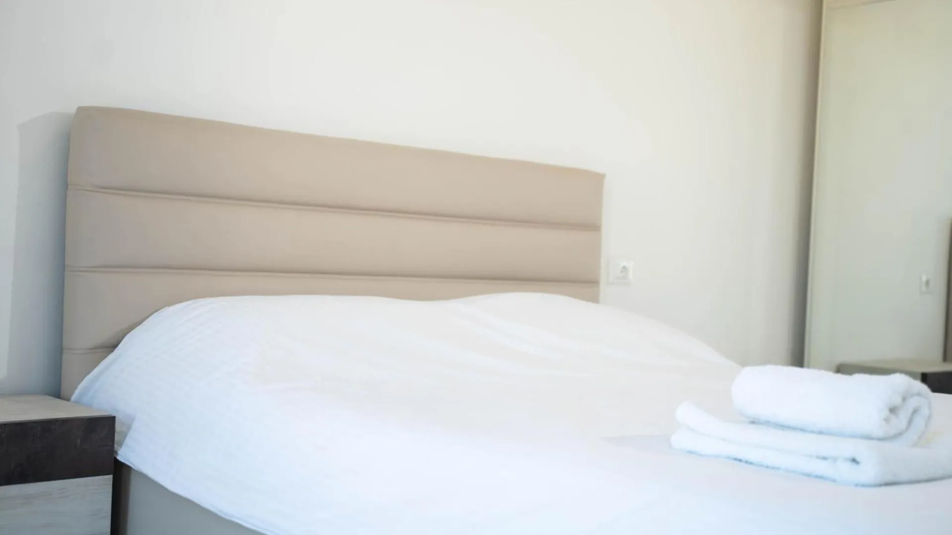 Tirana Hideaways , Breathtaking View Apartment